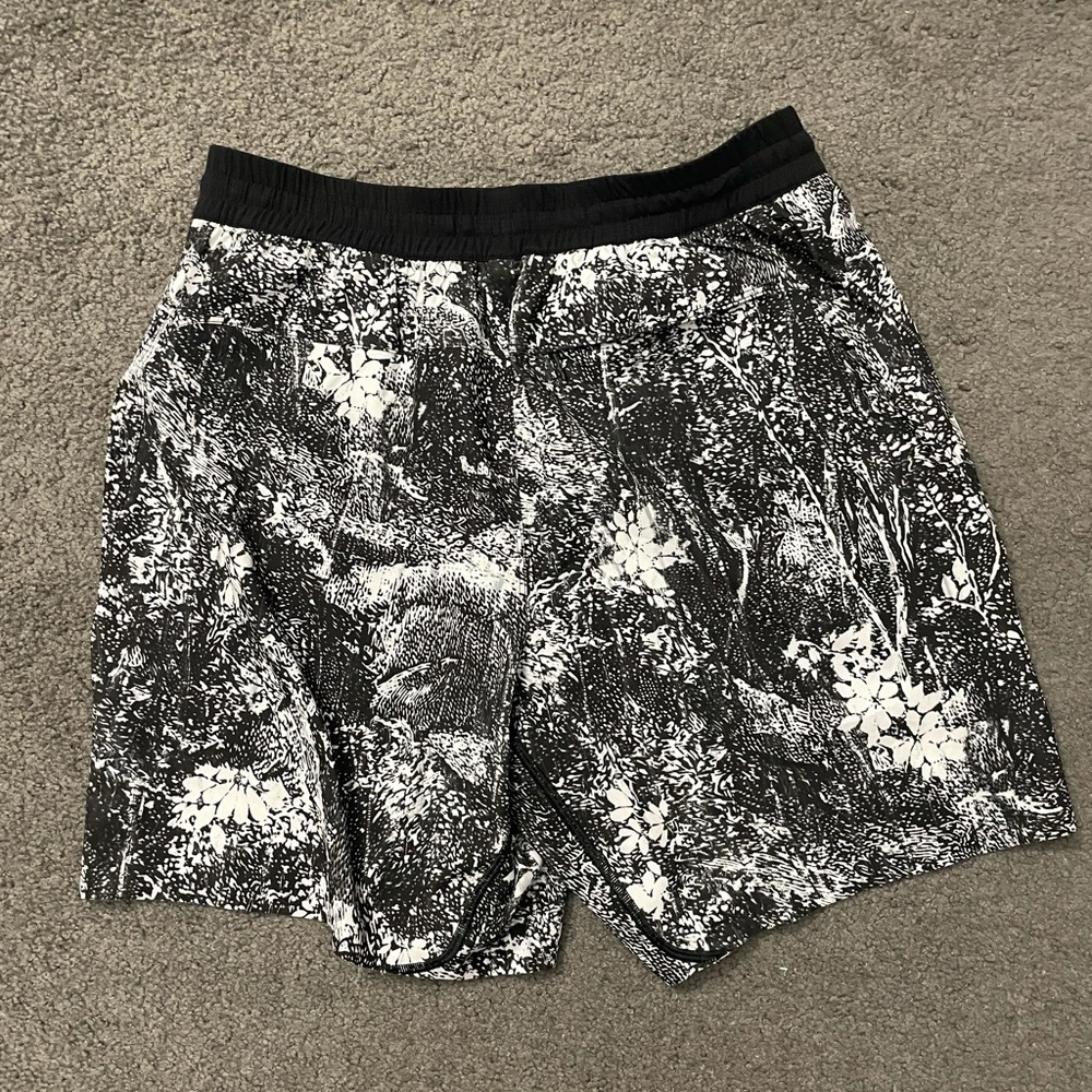 Lululemon Channel Cross 7” Swim Shorts